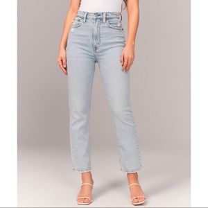 Curve Love Ultra High Rise Ankle Straight Jeans
